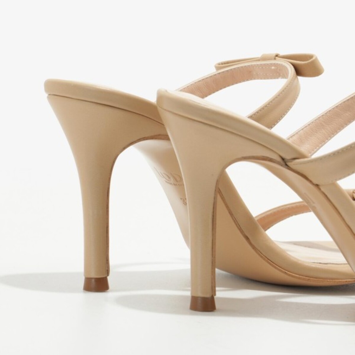 SANDALIAS BEIGE ELAR