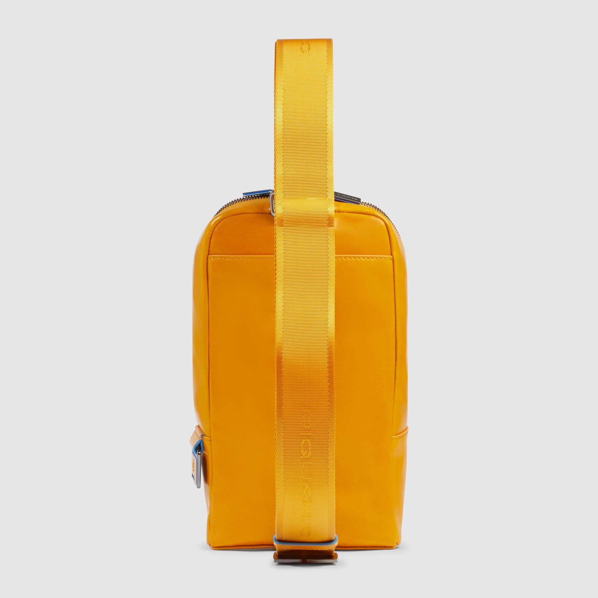 Piquadro Zaino monospalla uomo personalizzabile