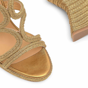 Sandalia de cuña Jera trenzada en acabado metalizado
