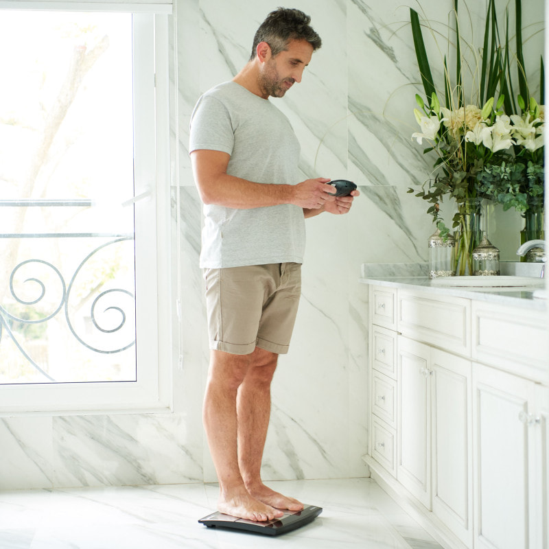 Pèse-personne impédancemètre