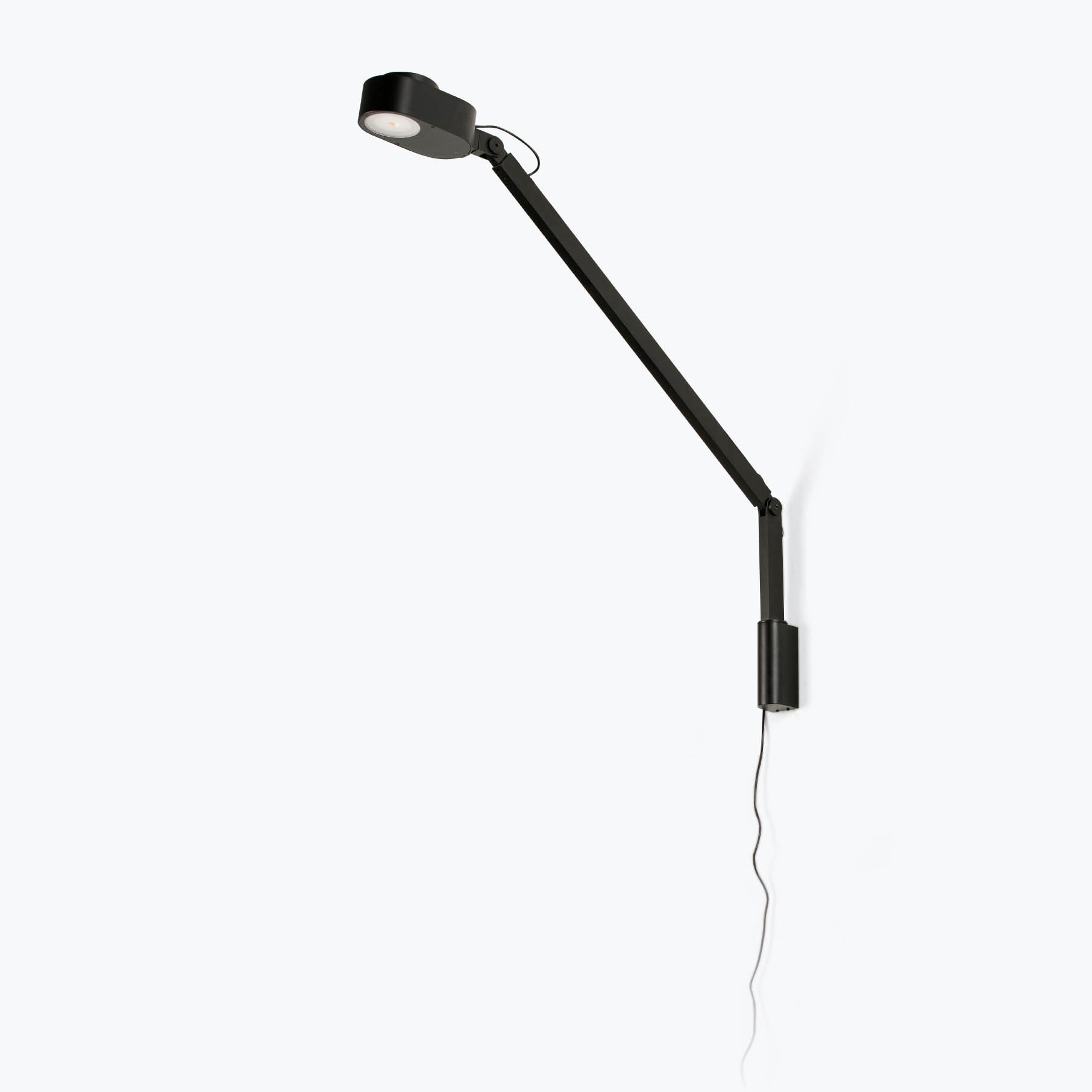 INVITING Aplique brazo de pared negro