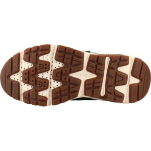 Zapatillas Niño de la marca GEOX  modelo J FLEXYPER PLUS BOY VERDE
