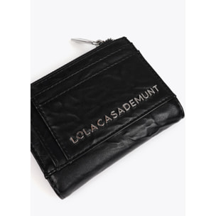 Portafoglio effetto pelle rugosa con borchie