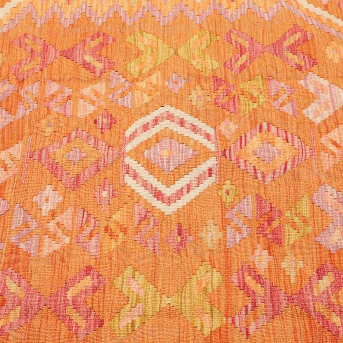 Tapis kilim au motif ethnique, tissé plat en laine naturelle