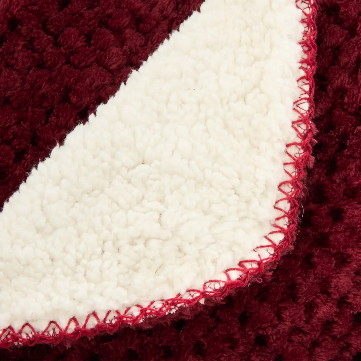 Plaid flanelle effet sherpa Lyno rouge grenat 170x130cm