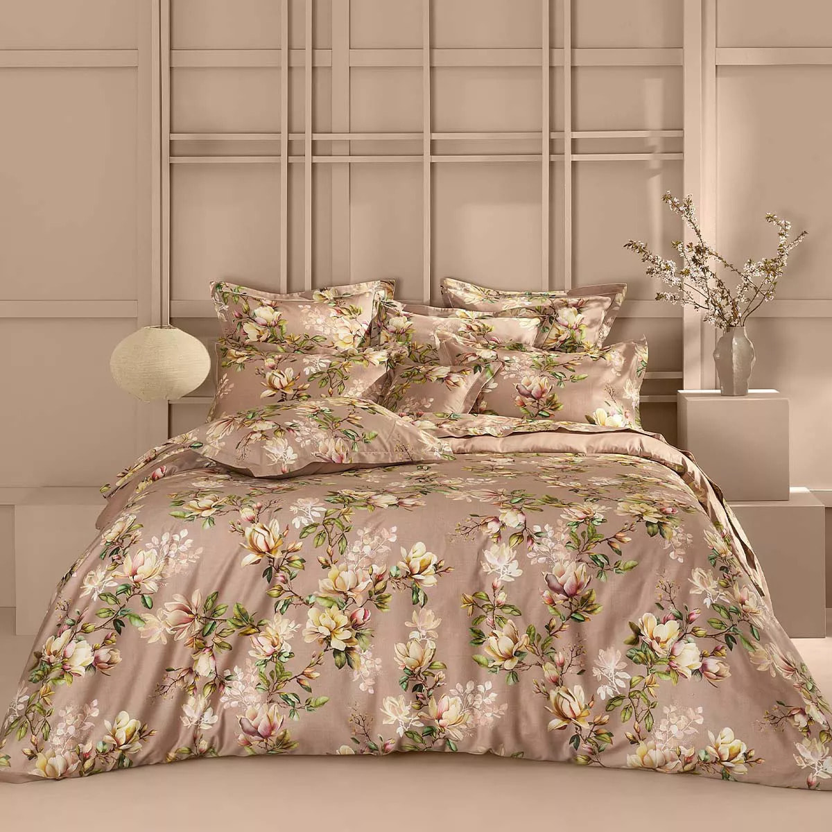 Drap plat satin de coton imprimé rose Magnolias rose fume