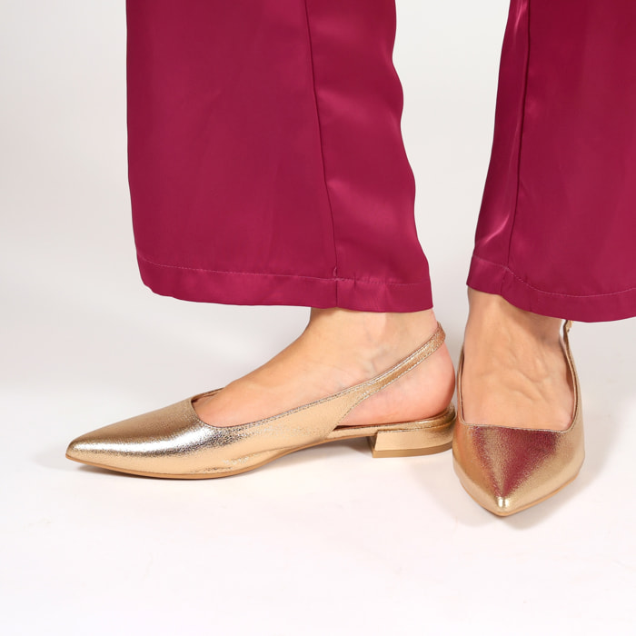 Ballerine slingback in simil pelle verniciata