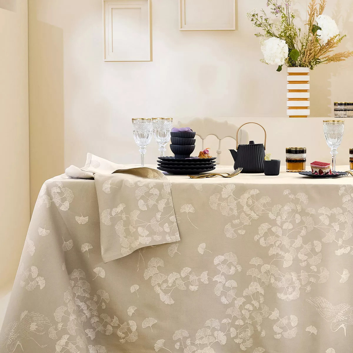 Serviette pur coton motif jacquard beige Mille ginkos naturel