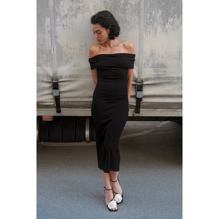 Abito midi a coste con spalle scoperte Vestiti a spalle scoperte Nakd