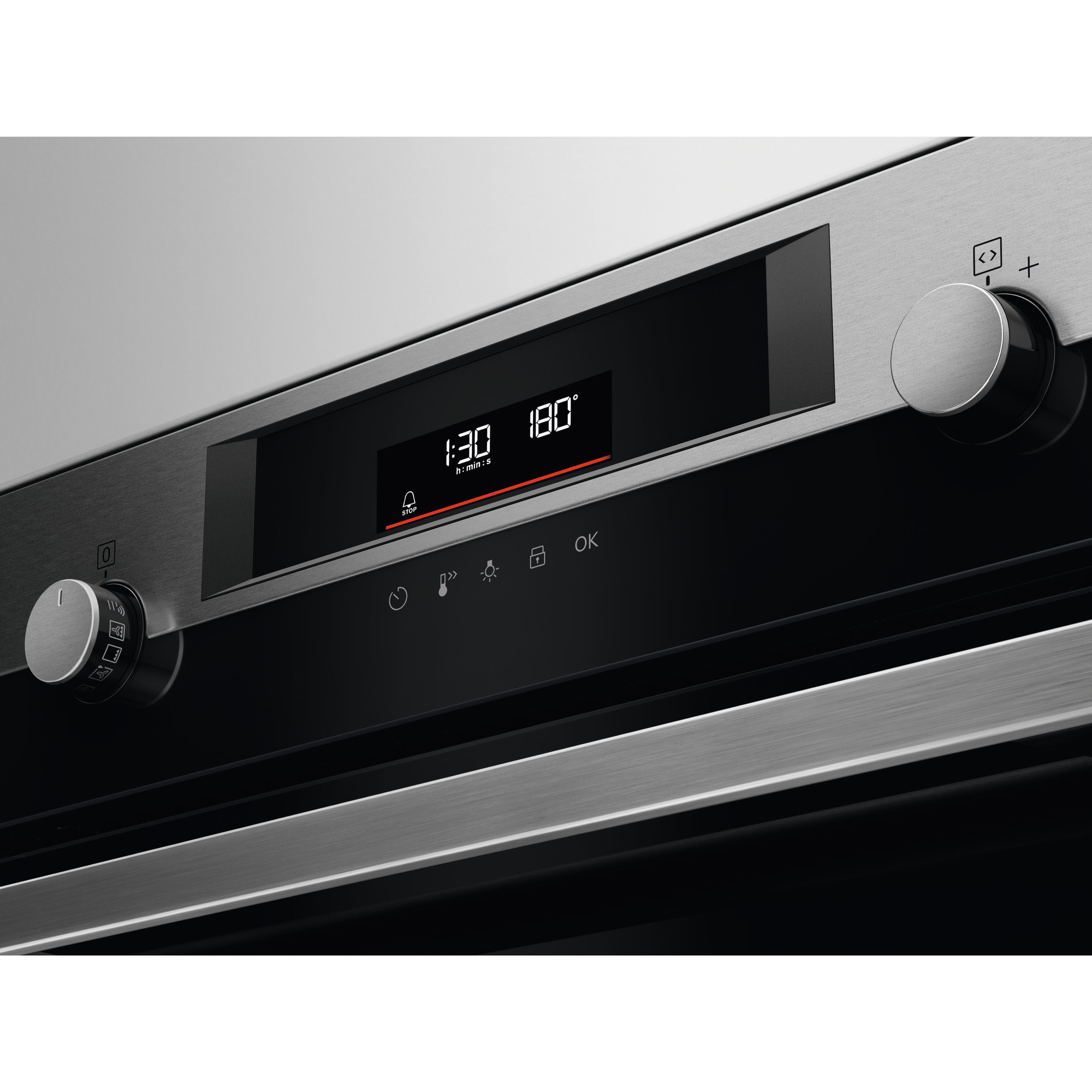 AEG Horno multifunción Serie 6000 SteamBake con Display LED Explore BPE555360M