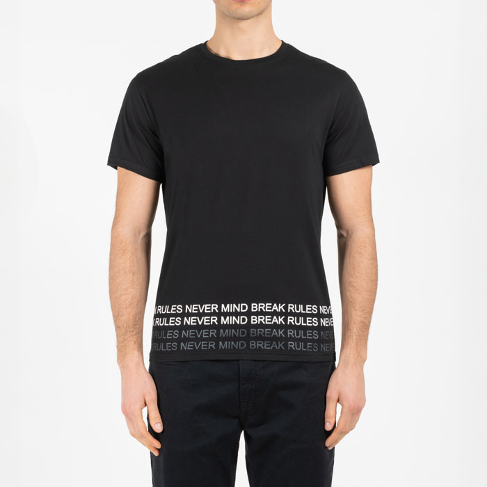 T-shirt jersey cotone organico con stampa narrow fit