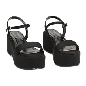 Cuñas negras en lycra