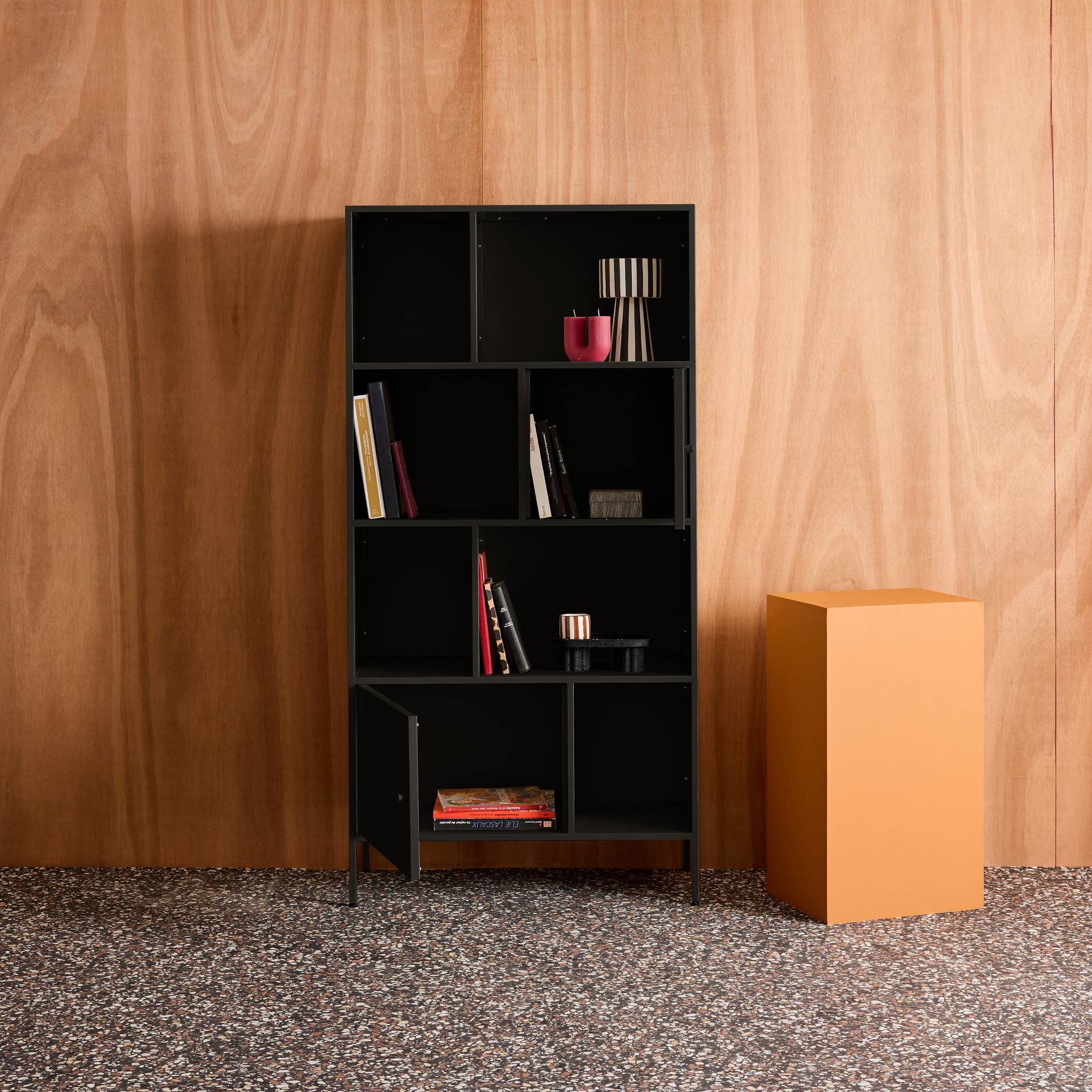 Buffet, meuble de rangement industriel métal 8 compartiments OKLAHOMA