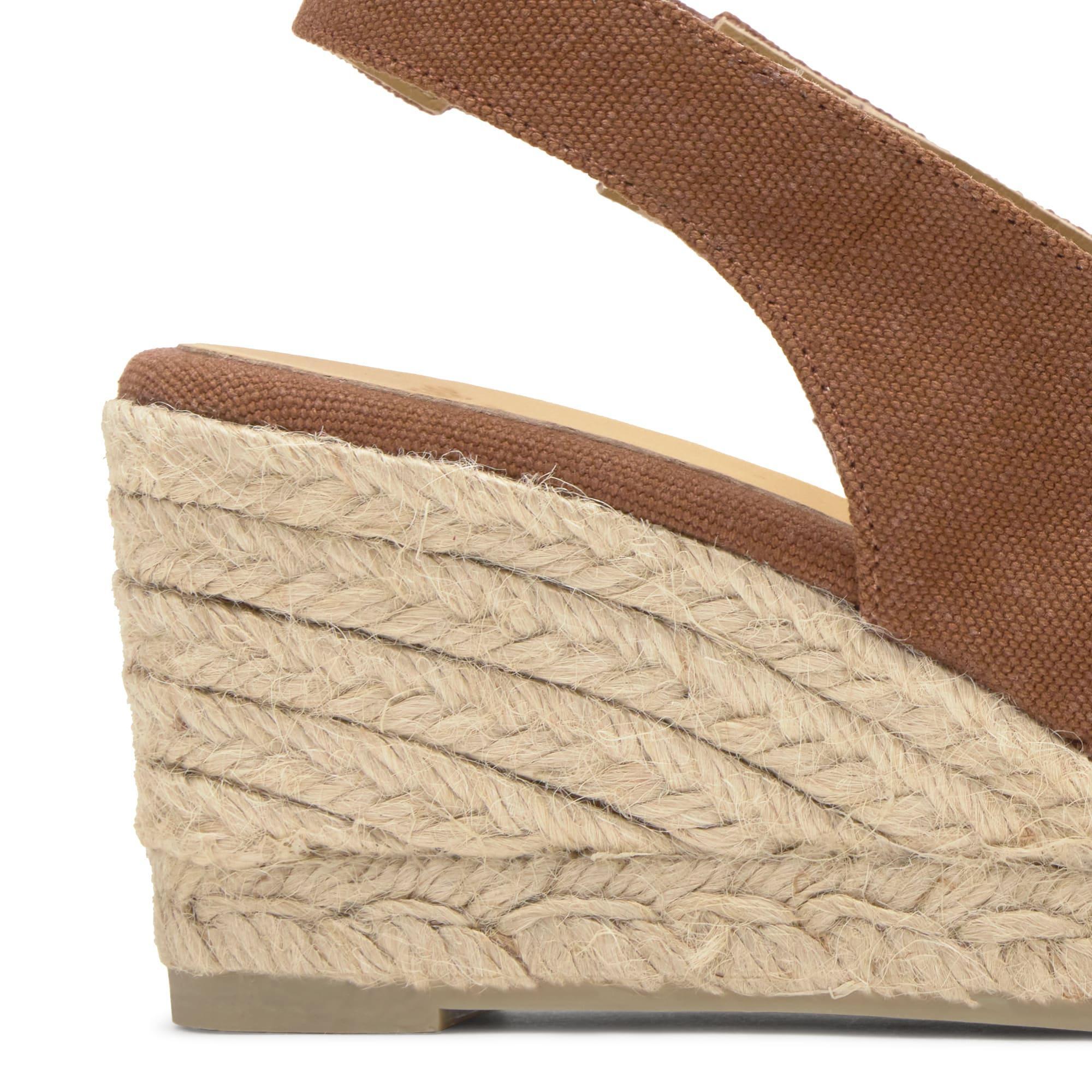 Alpargata destalonada Diana cuña de yute estilo peep toe en algodón orgánico lavado