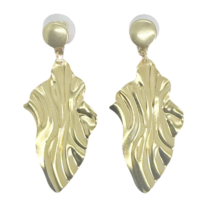 Pendiente Capely en latón dorado con cierre de presion