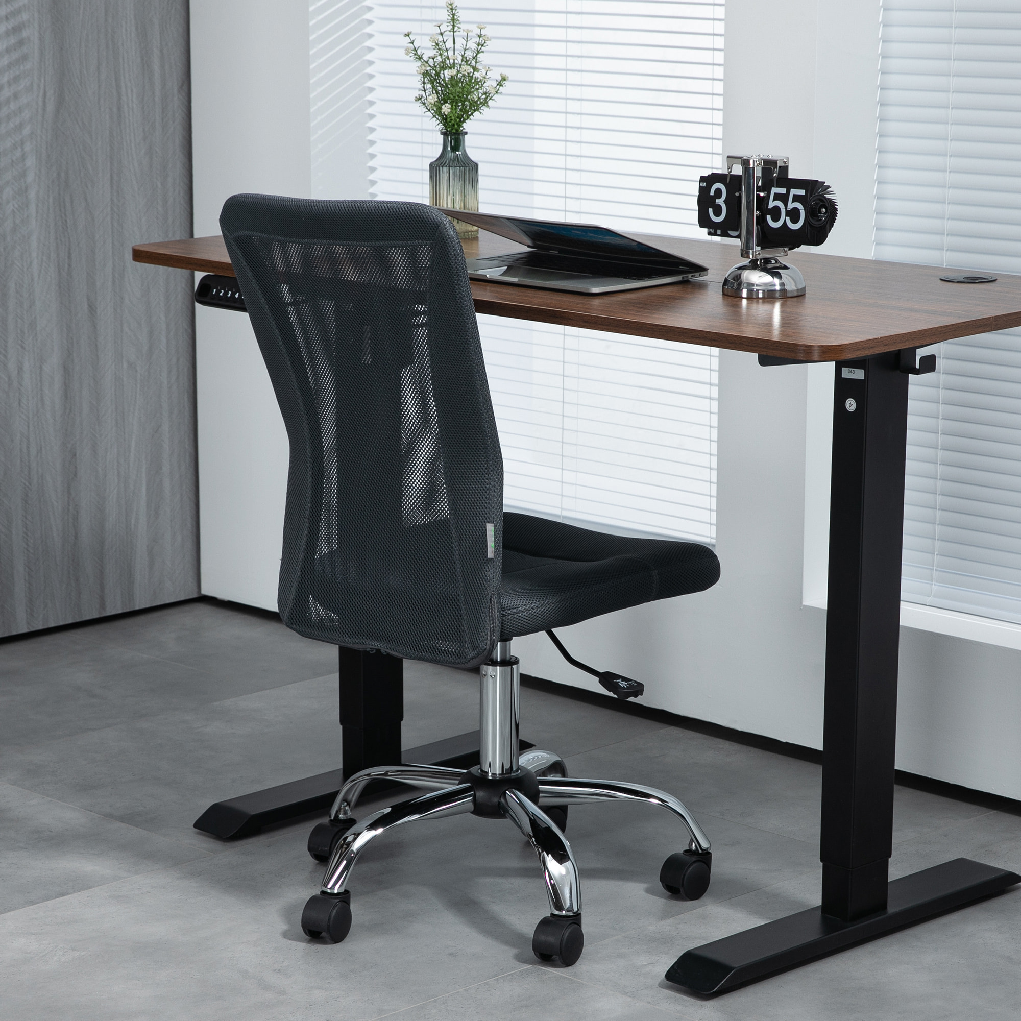Chaise de bureau ergonomique hauteur réglable piètement chromé pivotant 360° revêtement gris foncé