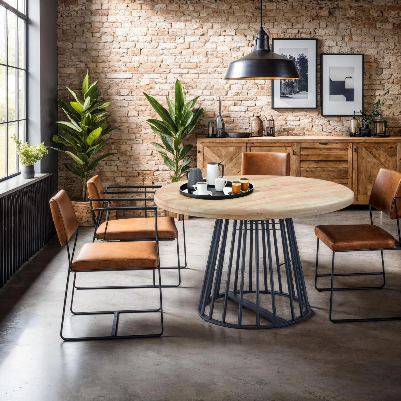 Mesa de comedor redonda extensible en negro y roble 120-200x120 cm Meztil Negro - Roble