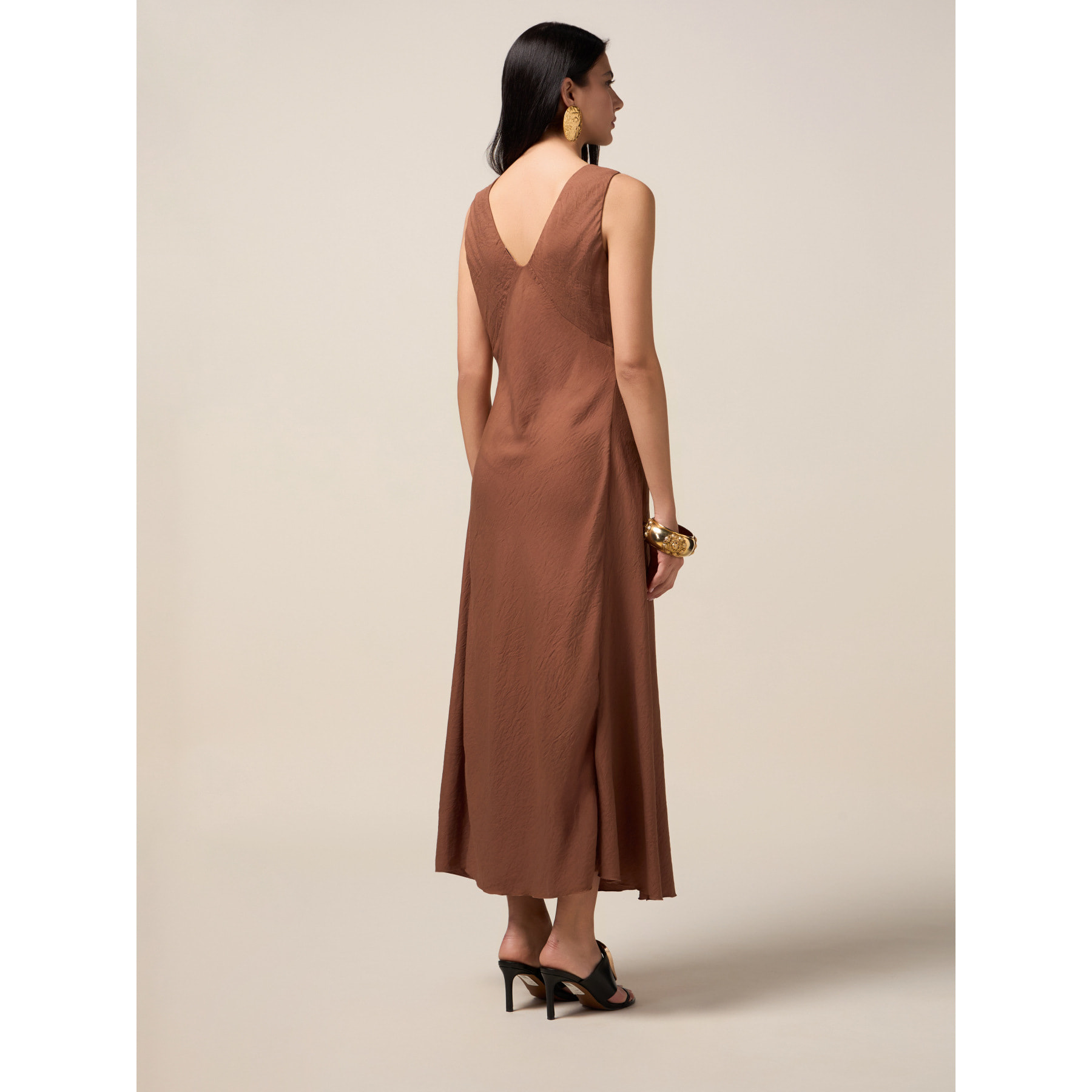 Oltre - Vestito lungo fluido con drappeggio - Marrone