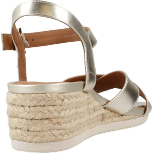 Sandalias Mujer de la marca GEOX  modelo D ISCHIA CORDA ORO