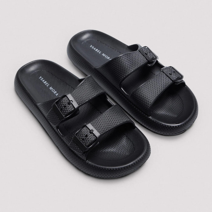 Infradito con fibbia nera