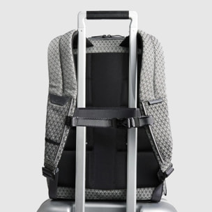 Piquadro Zaino da viaggio modulare porta pc e iPad® con sistema di sicurezza antifurto e tasca portaocchiali