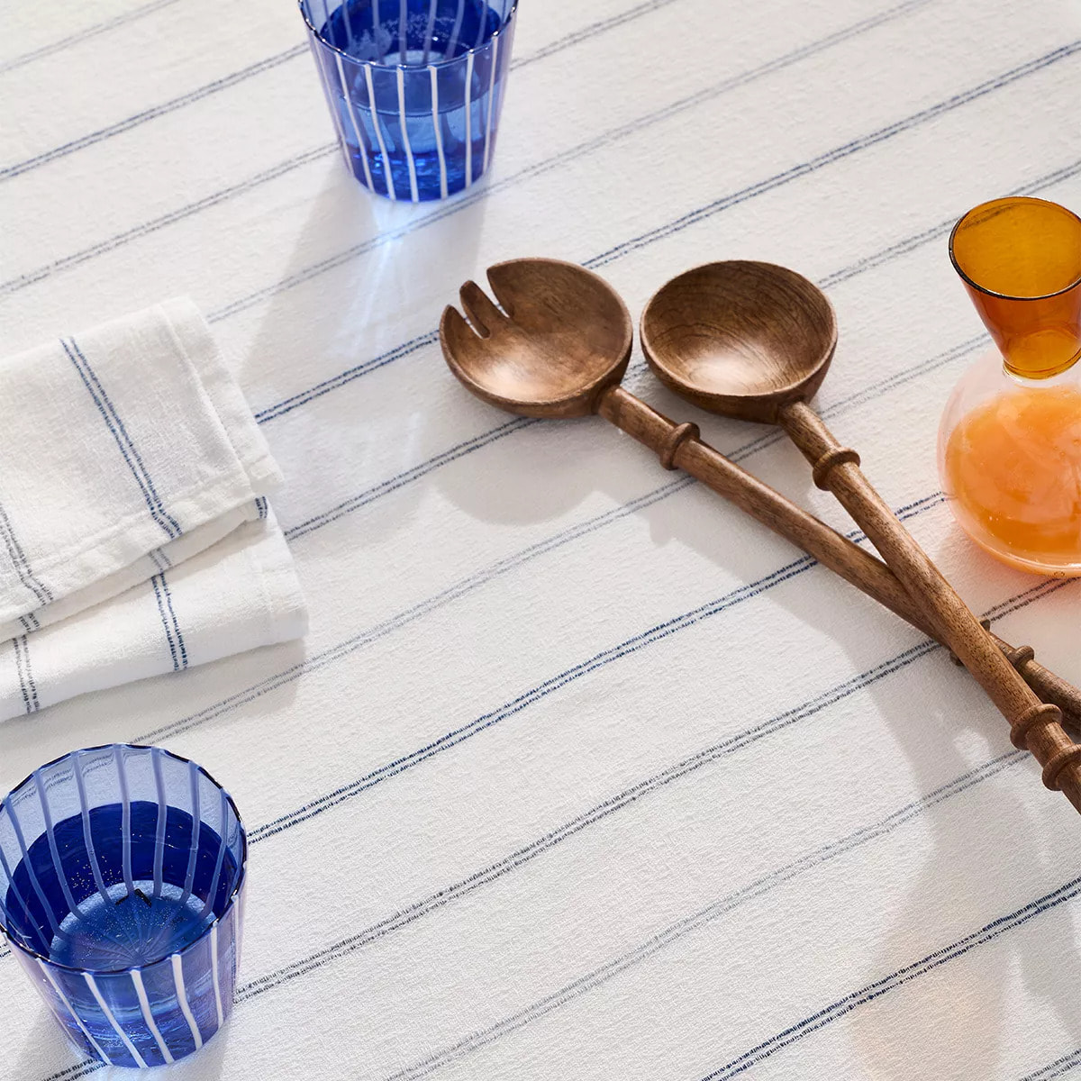 Serviette pur coton lavé motif jacquard blanc bleu Rimini blu