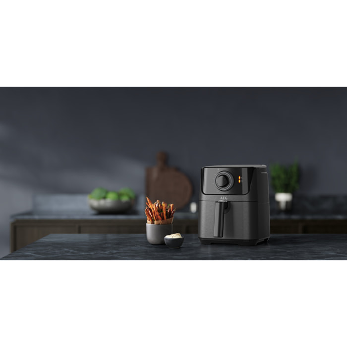 AEG Freidora de aire de 2,5 litros AF5-1-4GB