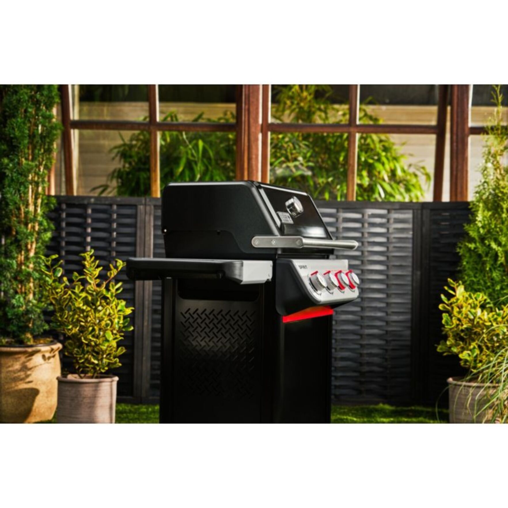 Barbecue gaz WEBER Spirit E-425 mix black grill et plancha sur chariot, 61x45 cm