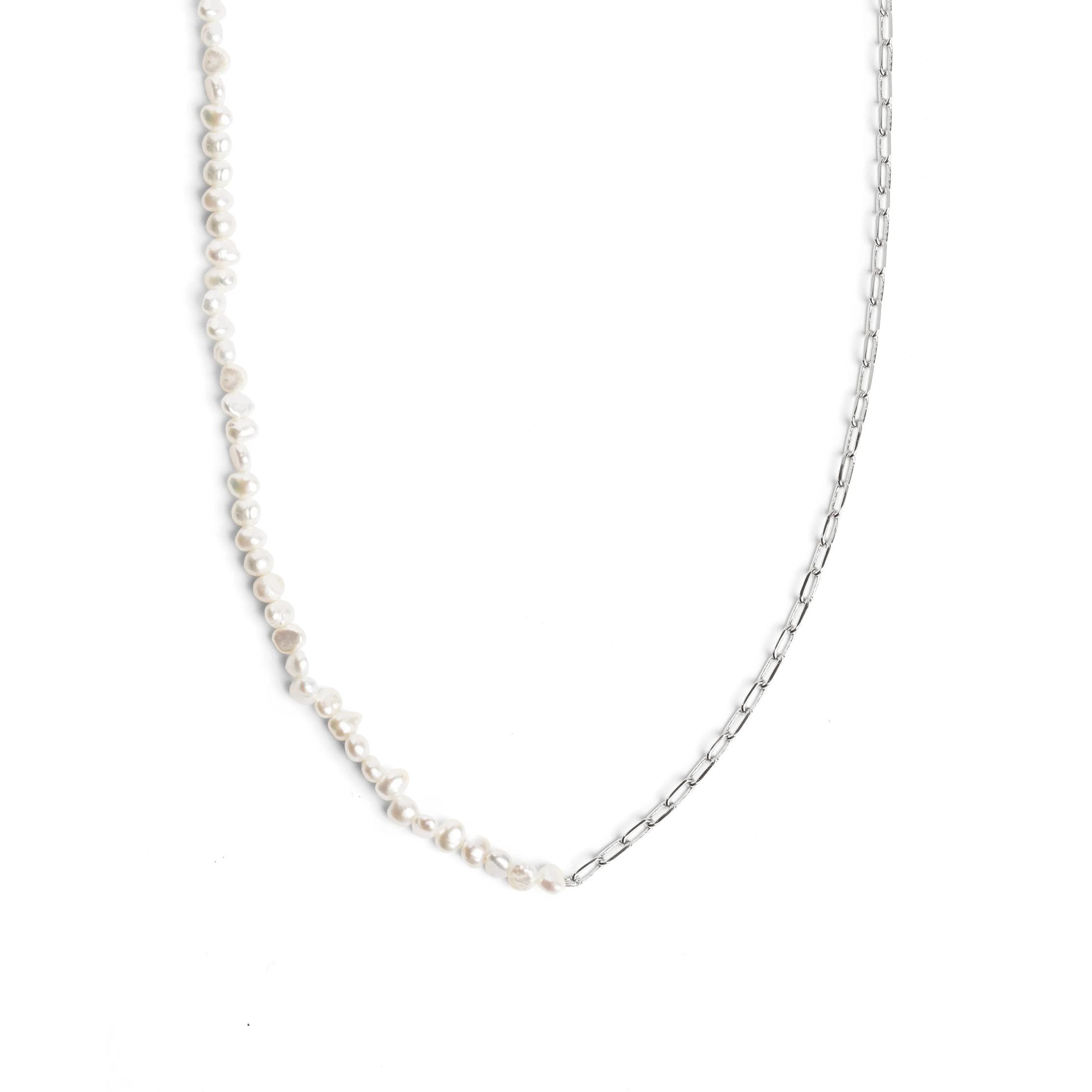 Collar Chic Pearl