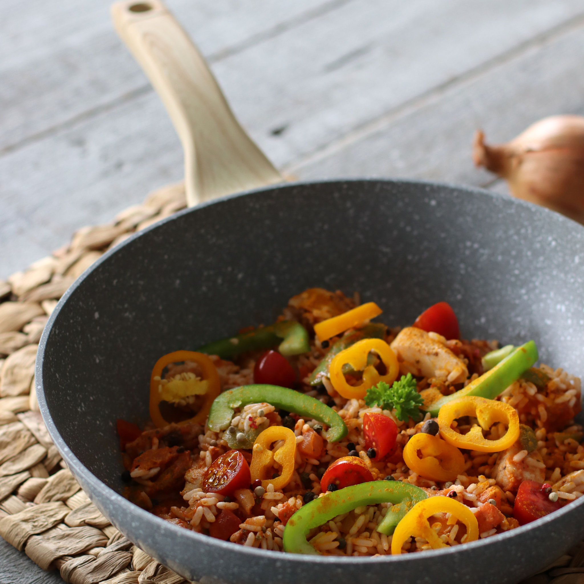 Wok en aluminium effet pierre 28cm - tous feux CANNELLE