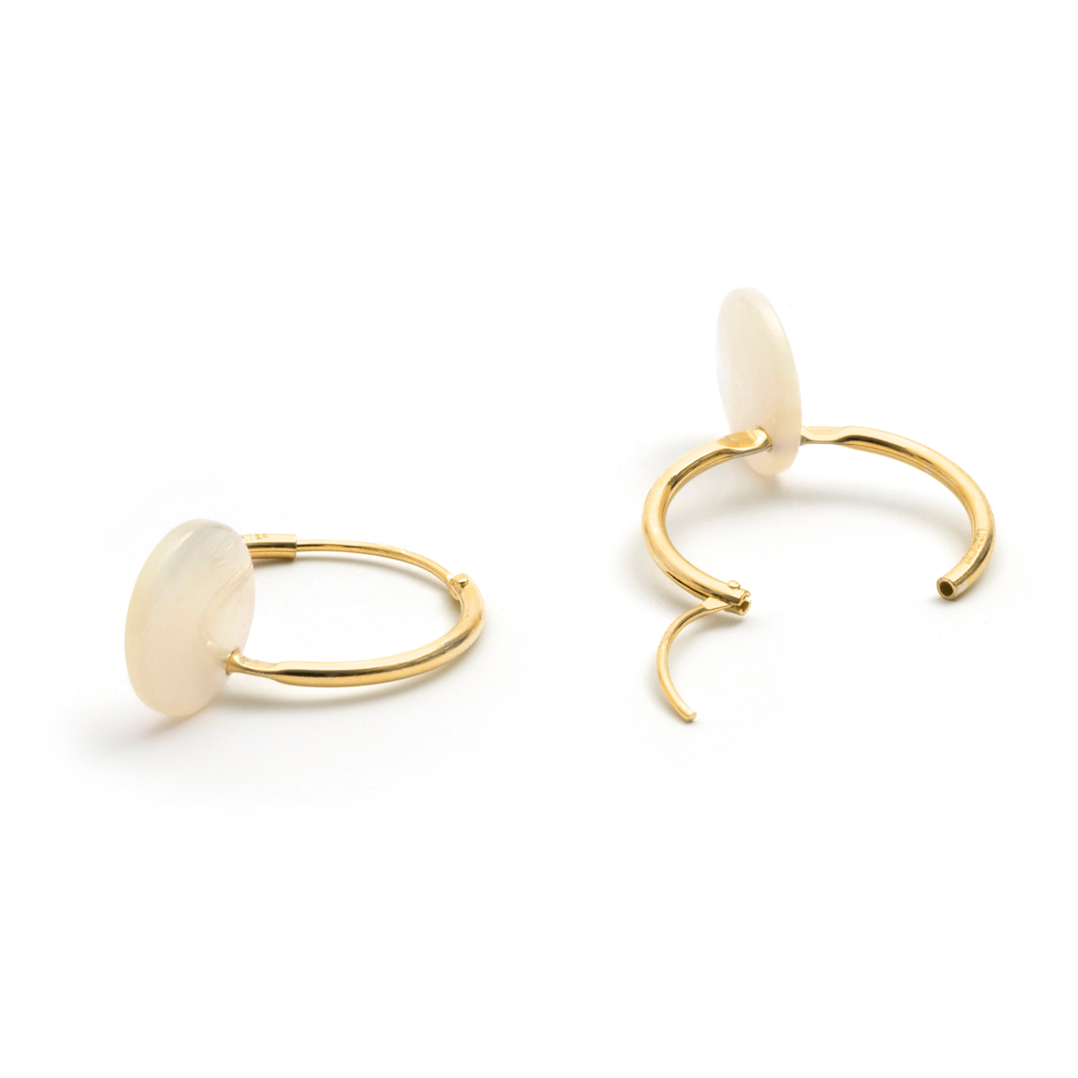 Pendientes Jafam acabado oro amarillo 18k