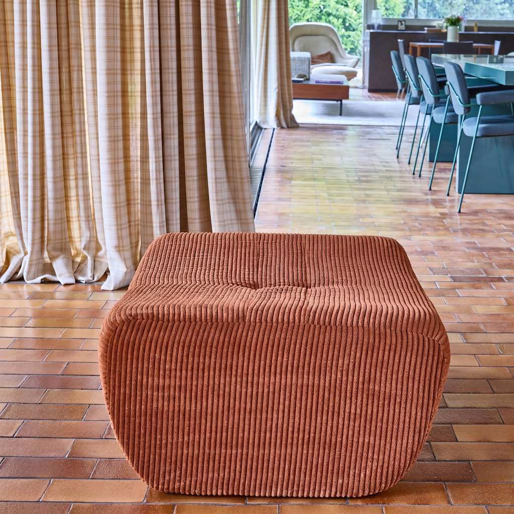 Pouf, repose-pieds pour chauffeuse Sokol velours côtelé SOKOL