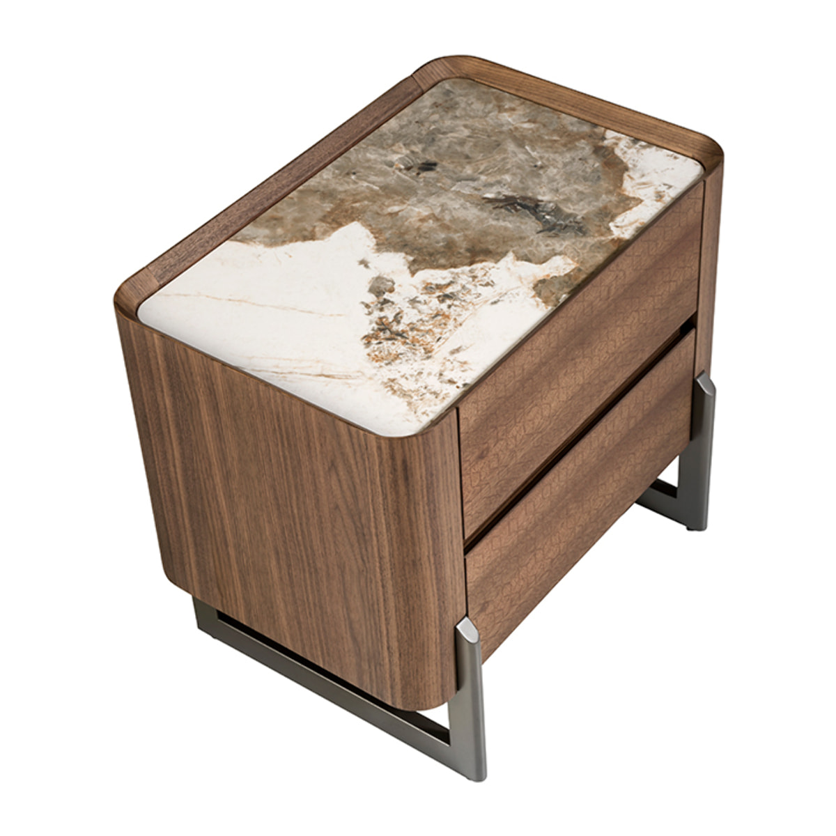 Mesita de noche de madera chapada en nogal natural y patas de acero inoxidable oscuro metalizado tapa de mármol porcelánico blanco con vetas en tonalidades grises y marrones en brillo 60x40x52cm