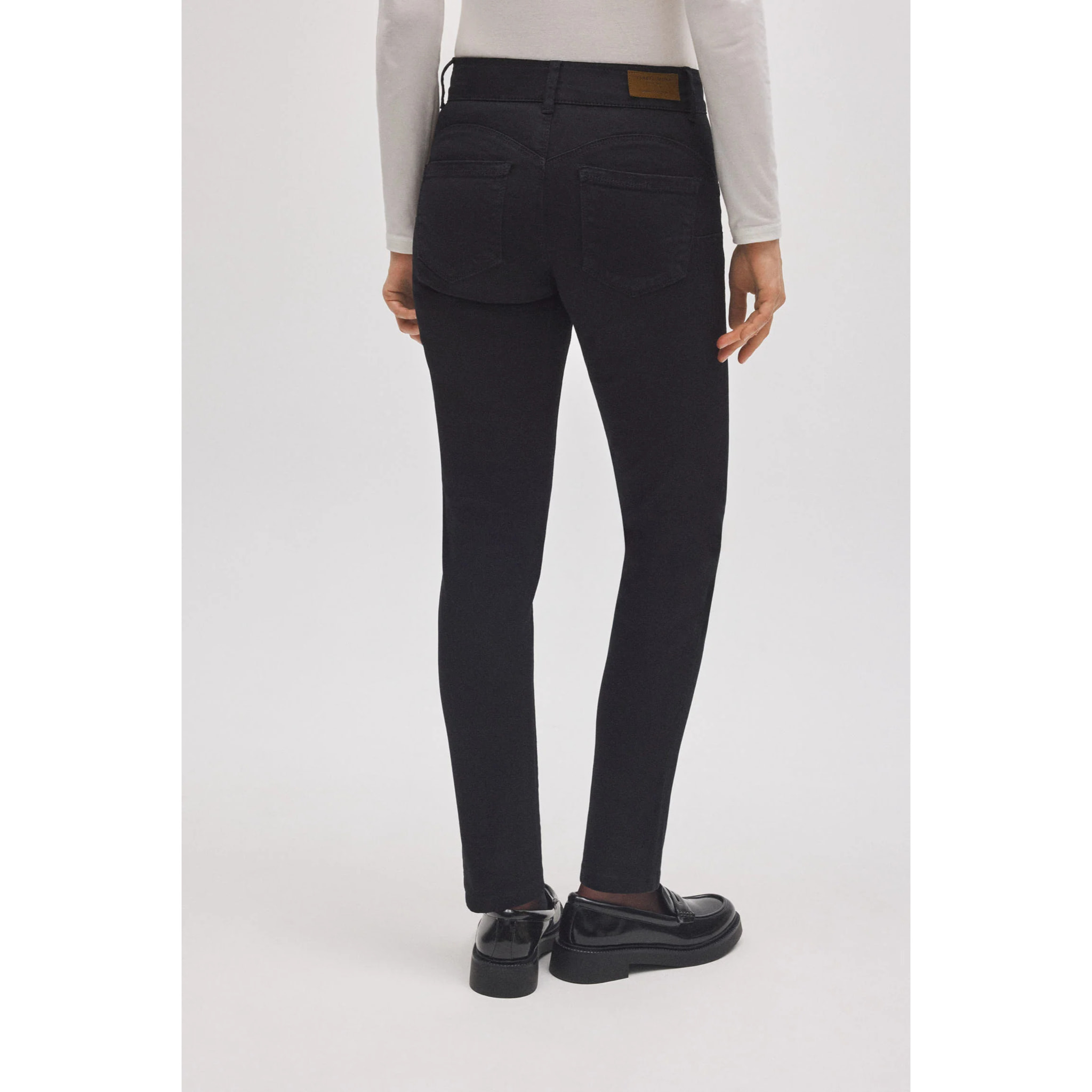 Jeans slim neri effetto push-up