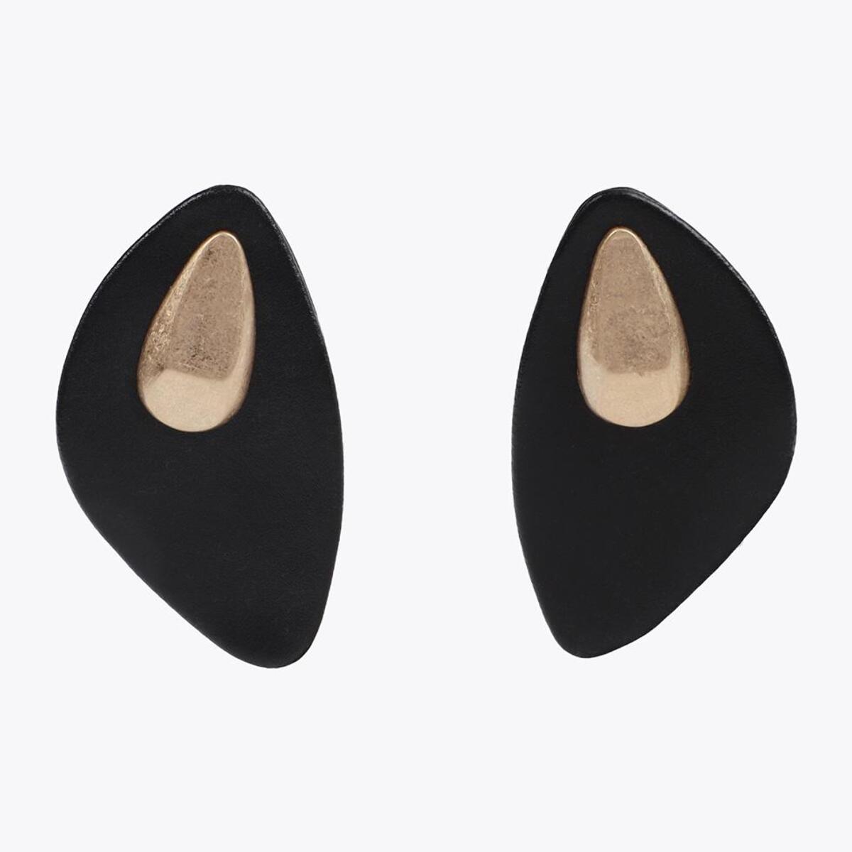 Orecchini grandi effetto pelle con pezzo metallico