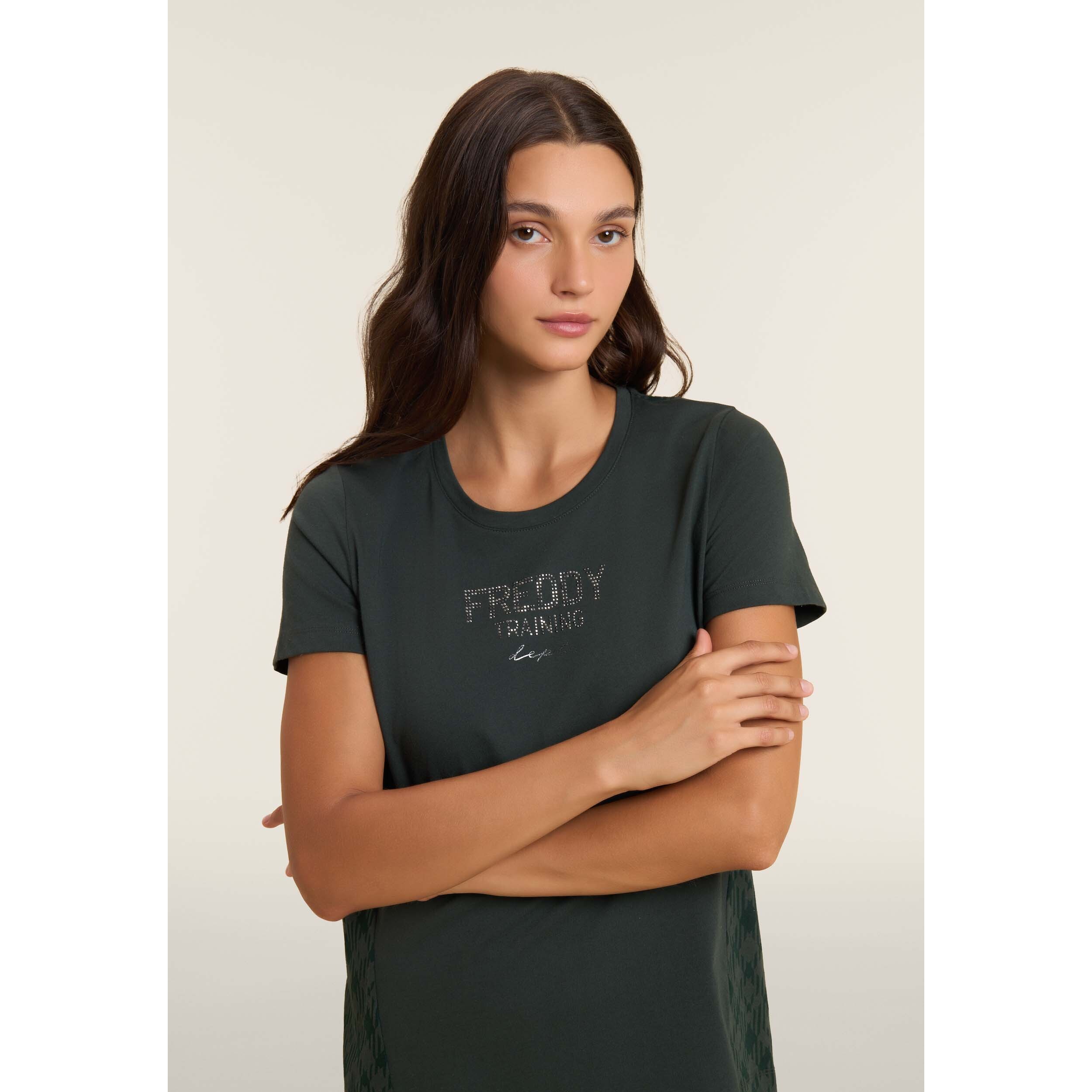 T-shirt raglan con inserto geometrico