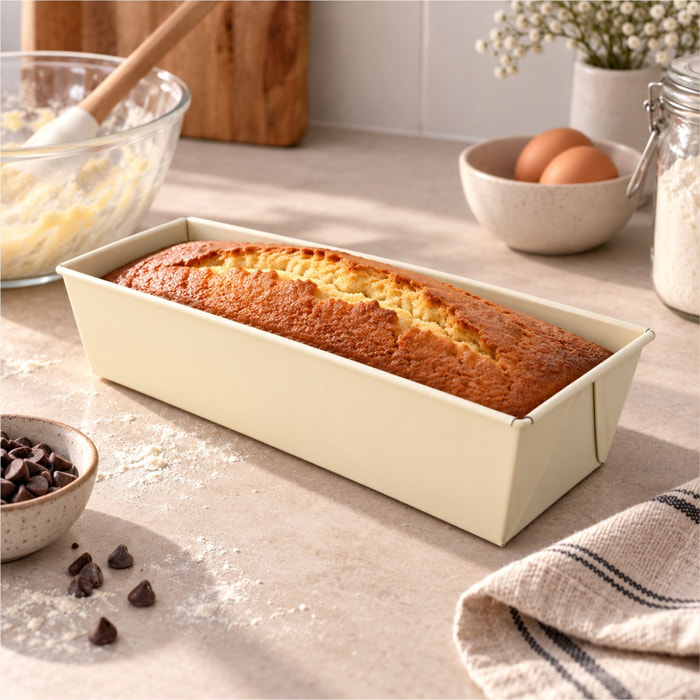 Moule à cake en acier carbone crème 30,5cm COLORAMA