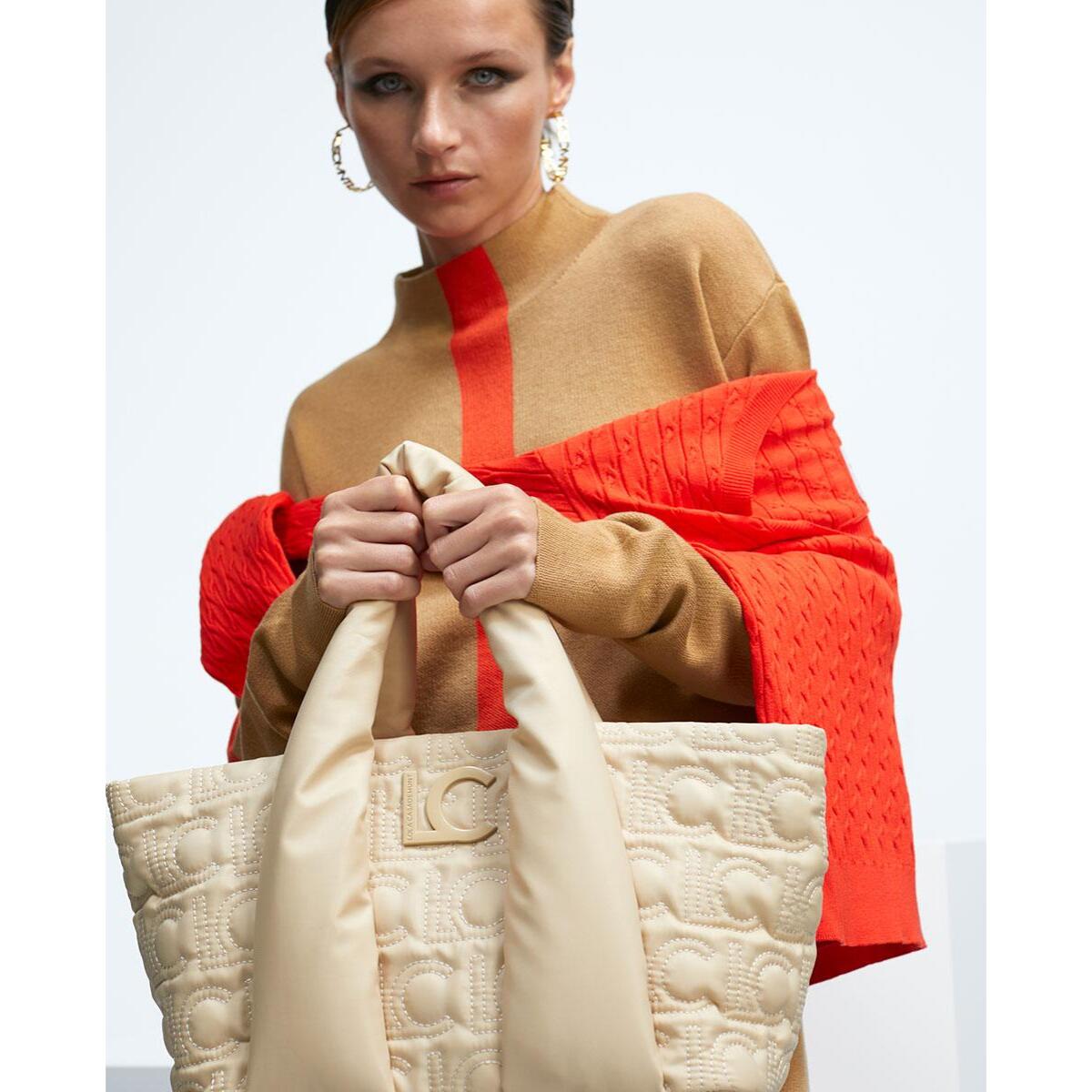 Borsa shopper media e borsa monogramma trapuntata