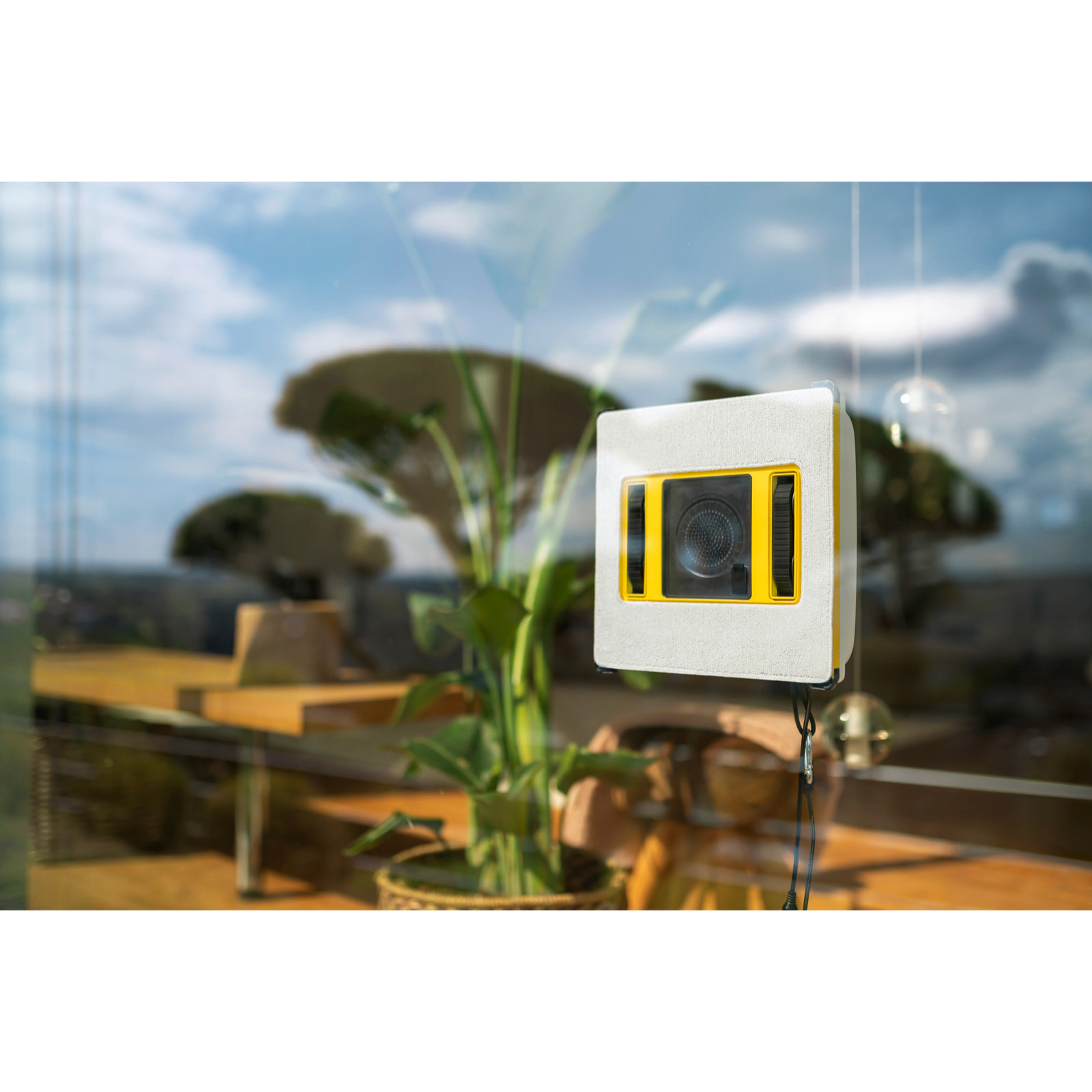 Robot lave vitres Karcher RCW 4 EXTRA + 62 dB - nettoyage automatique - nettoyage bordures - télécommande - 6 lingettes/dét 125ml