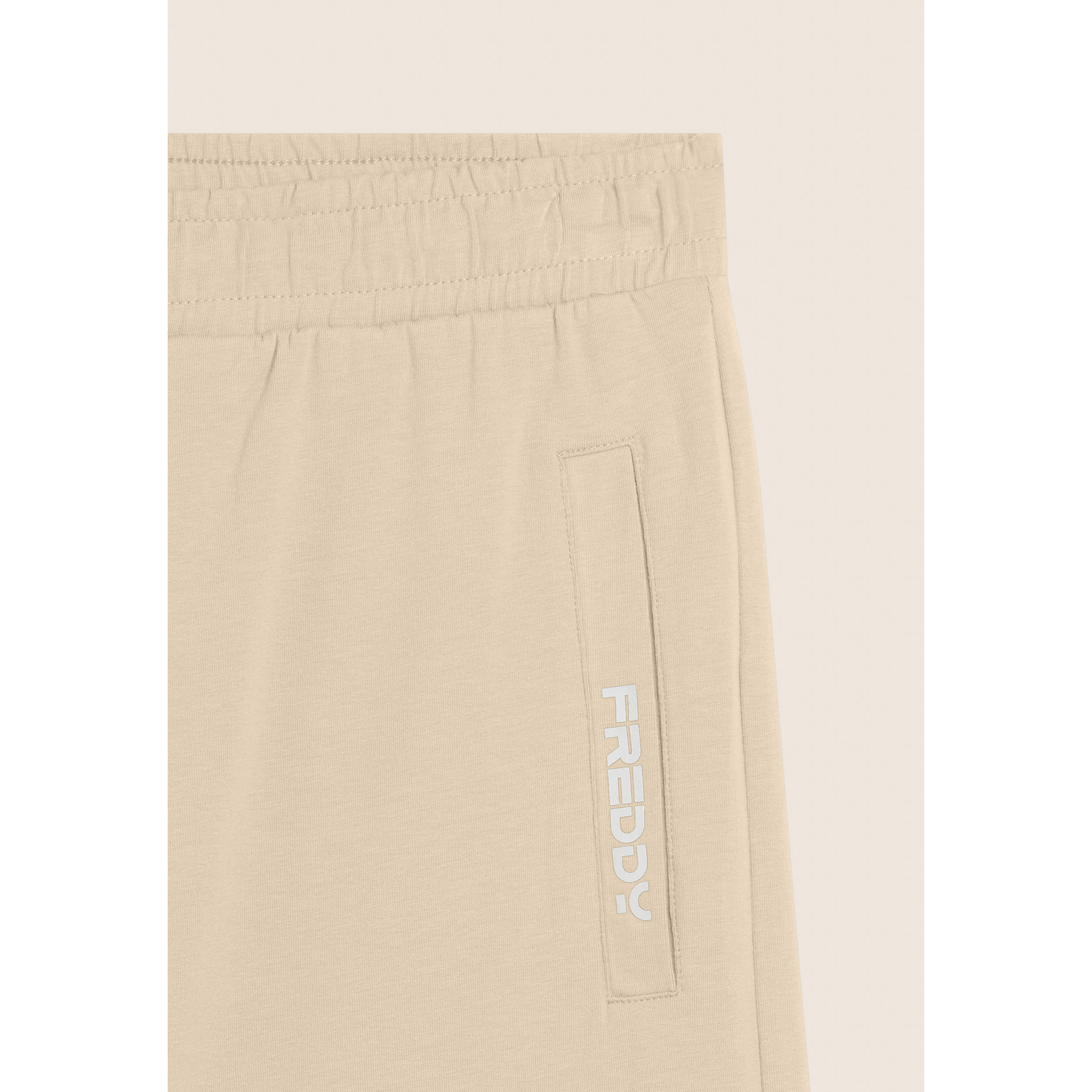 Pantaloni corti in jersey stretch con taschino