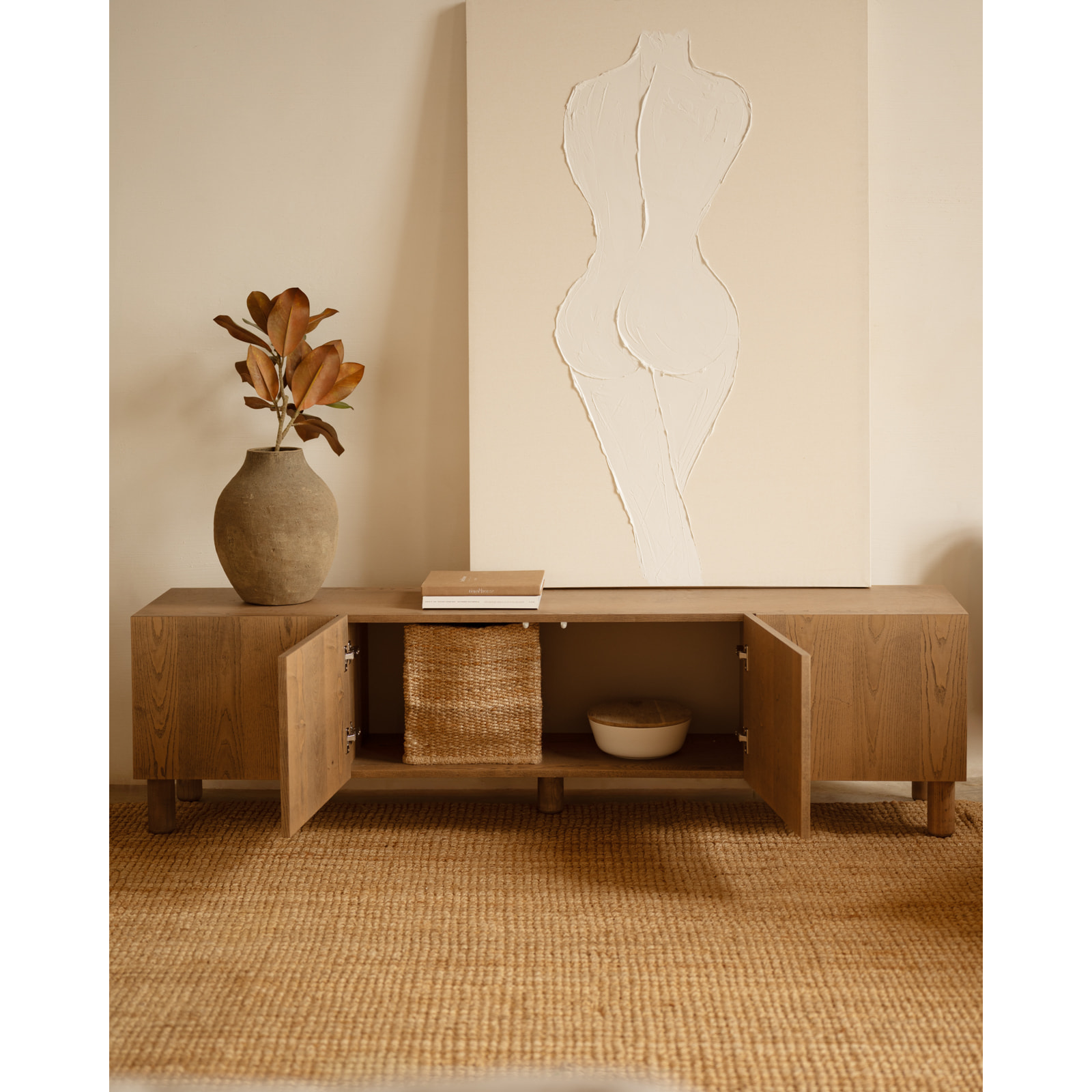 Mueble TV de chapa de madera de fresno natural en tono avellana en varias medidas