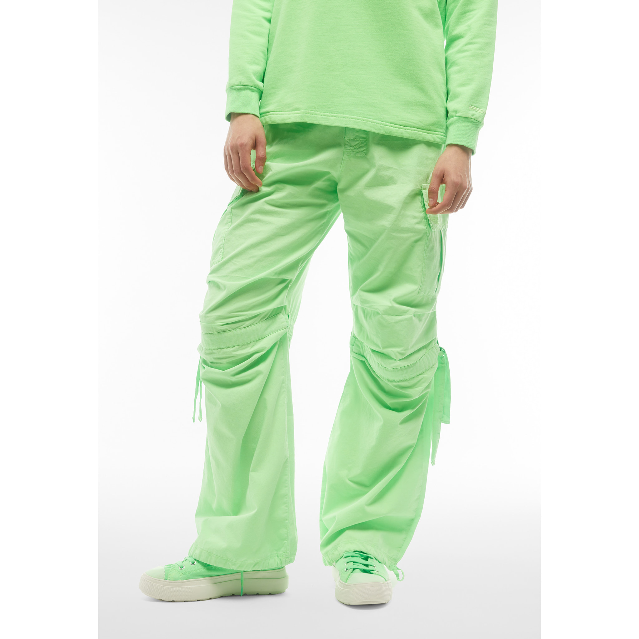 Pantaloni cargo in popeline con doppia coulisse