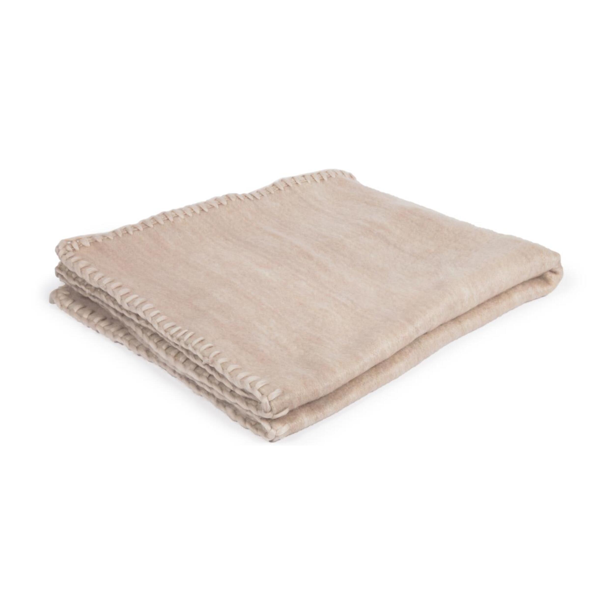 Kave Home - Coperta Augustina rosa 125 x 150 cm