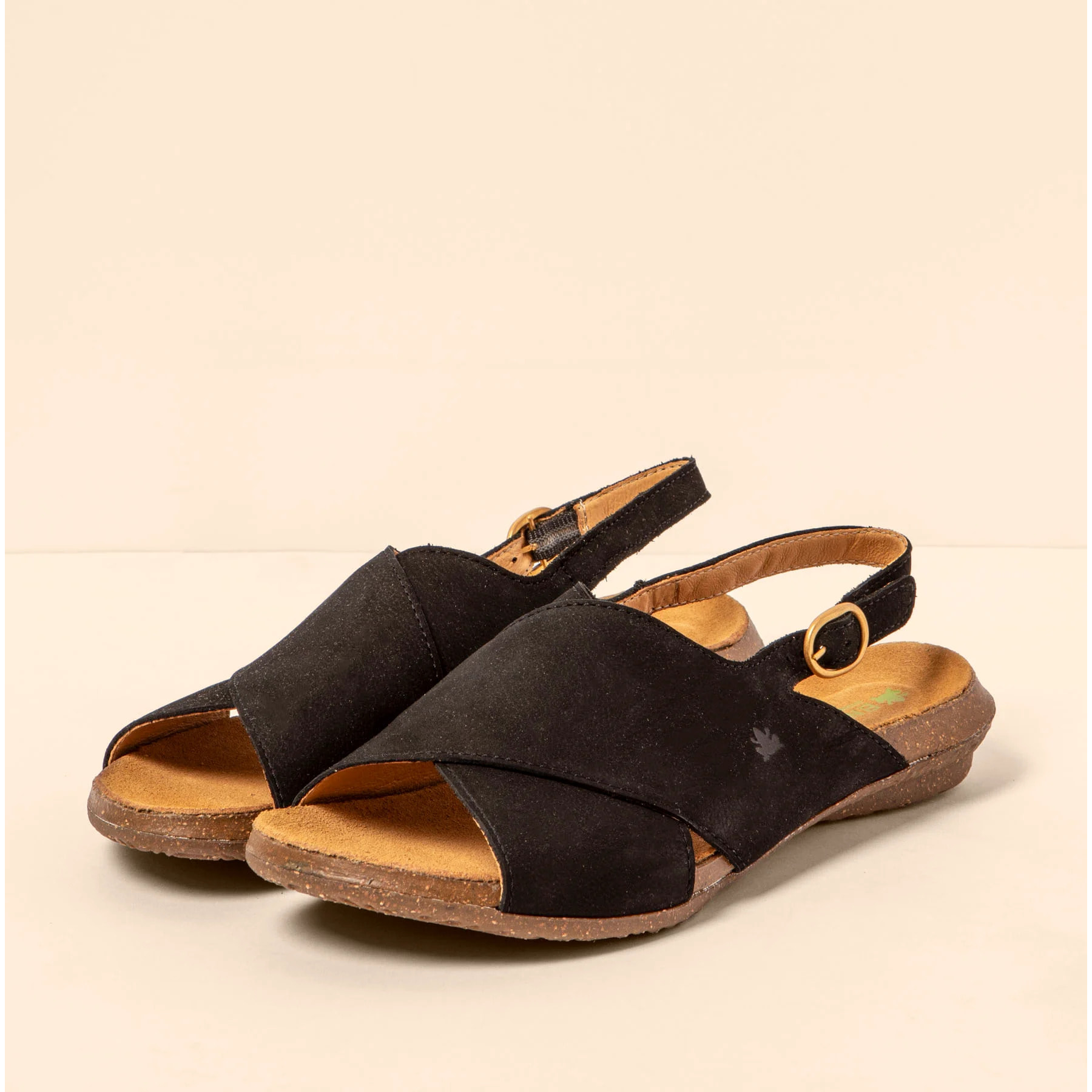 Sandalias N5558 NOBUCK LAVADO BLACK / WAKATAUA color Black