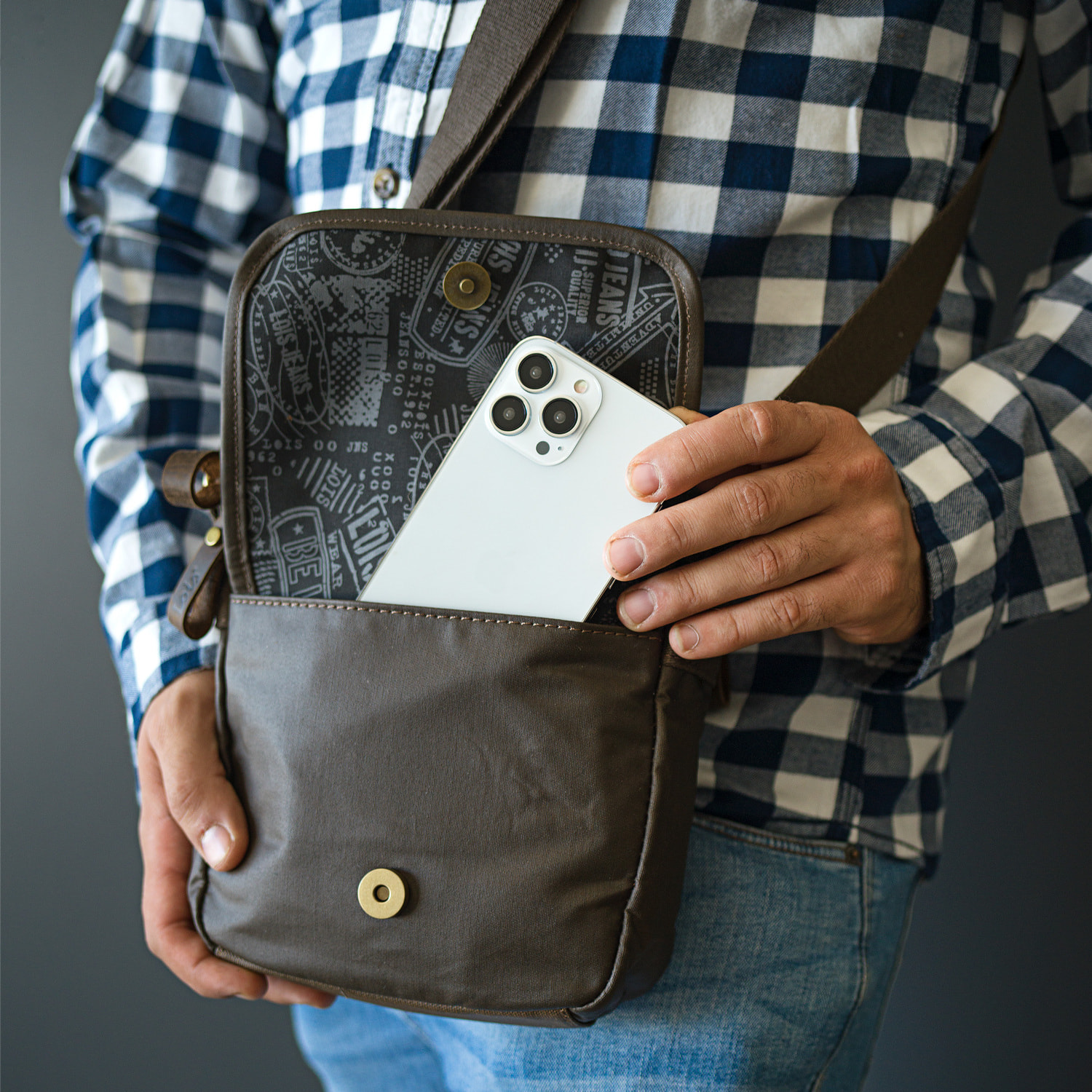 Bandolera Hombre Textil Lois Hubbard Marron