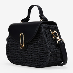 Bolso caja negro con solapa y asa de cruzar