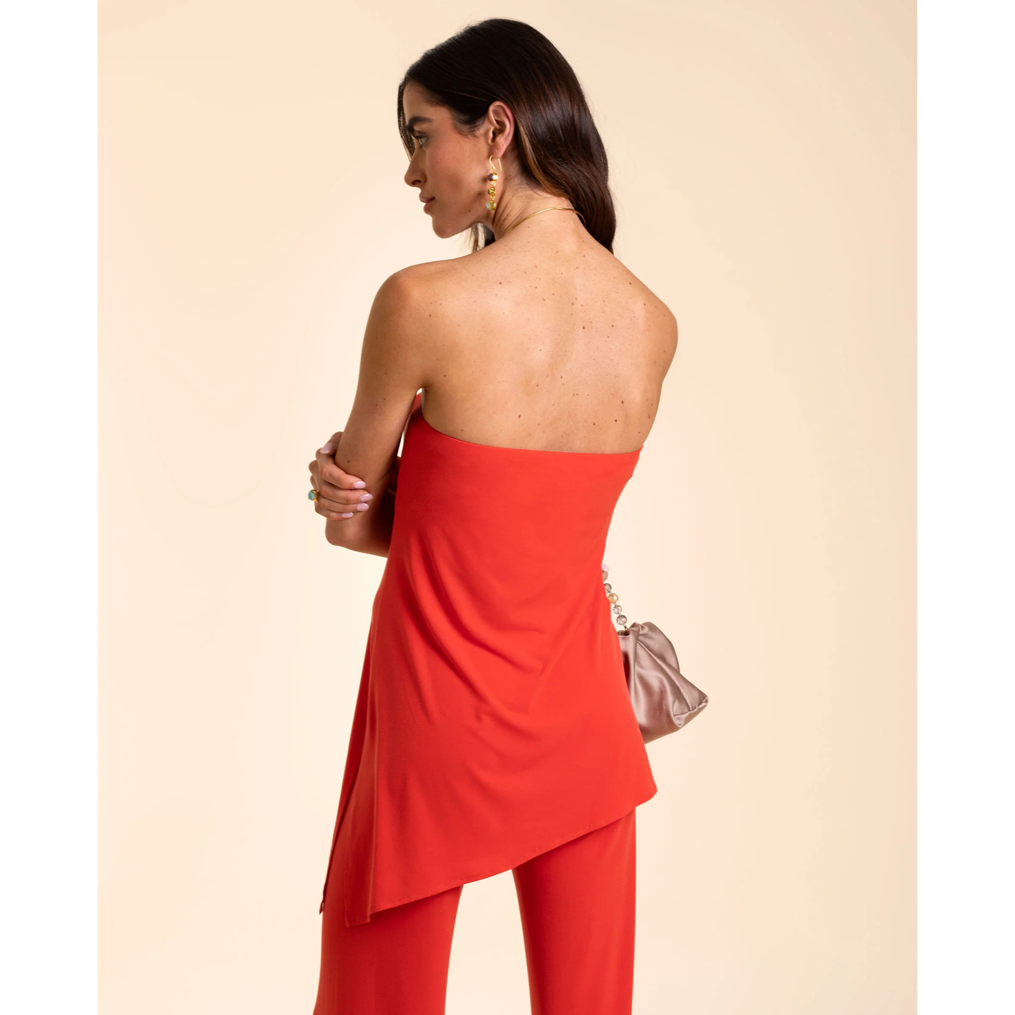 Top de mujer asimétrico palabra de honor