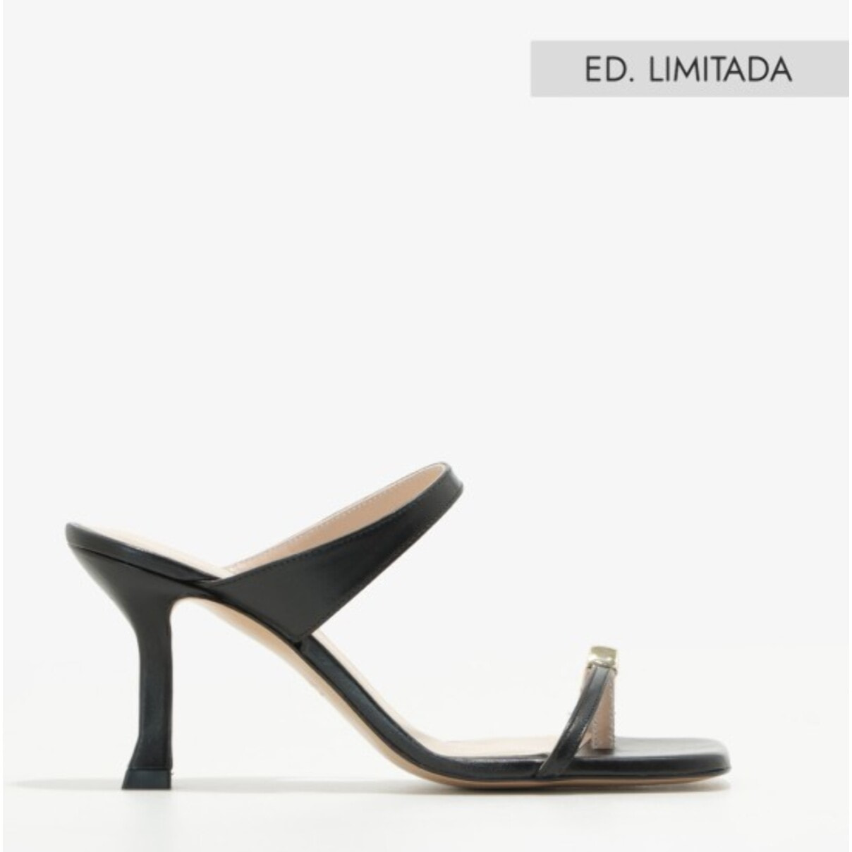 SANDALIAS NEGRAS ONA