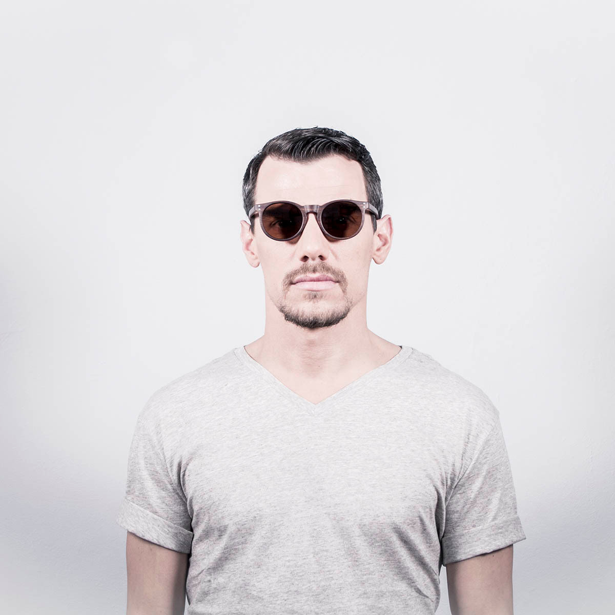 Gafas de sol OCEAN LIZARD WOOD - De brazo marrón bambú / Marrón oscuro