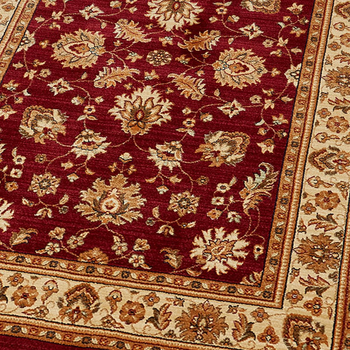 Tapis Same rouge et beige aux motifs floraux d'inspiration Orientale